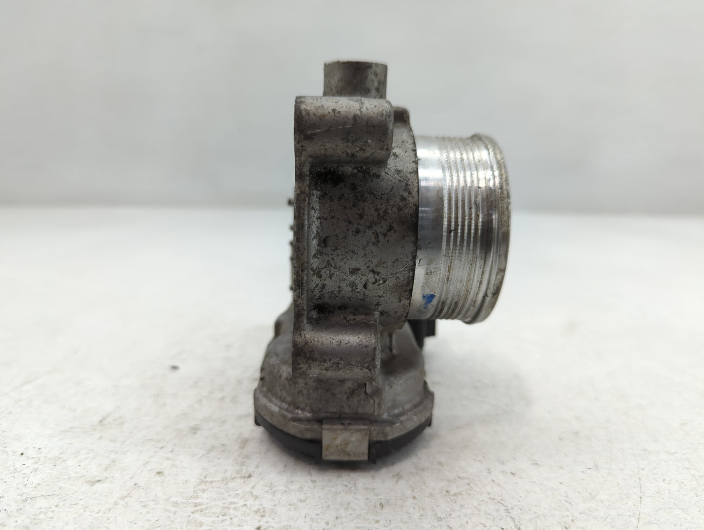 2014-2018 Ford Focus Throttle Body P/N:DS7E-9F991-BB Fits Fits 2014 2015 2016 2017 2018 2019 2020 2021 2022 OEM Used Auto Pa