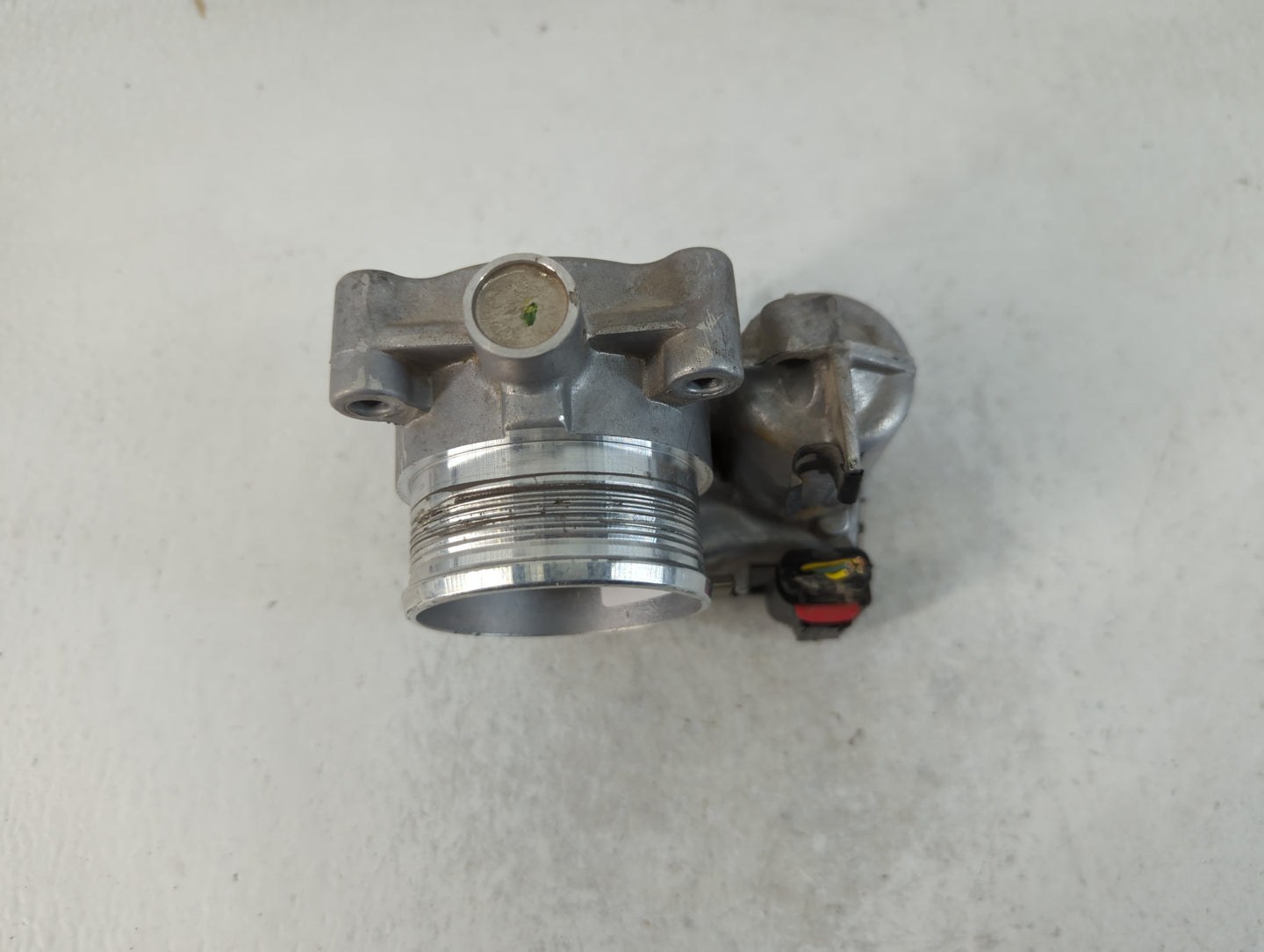 2014-2018 Ford Focus Throttle Body P/N:DS7E-9F991-BB Fits Fits 2014 2015 2016 2017 2018 2019 2020 2021 2022 OEM Used Auto Pa