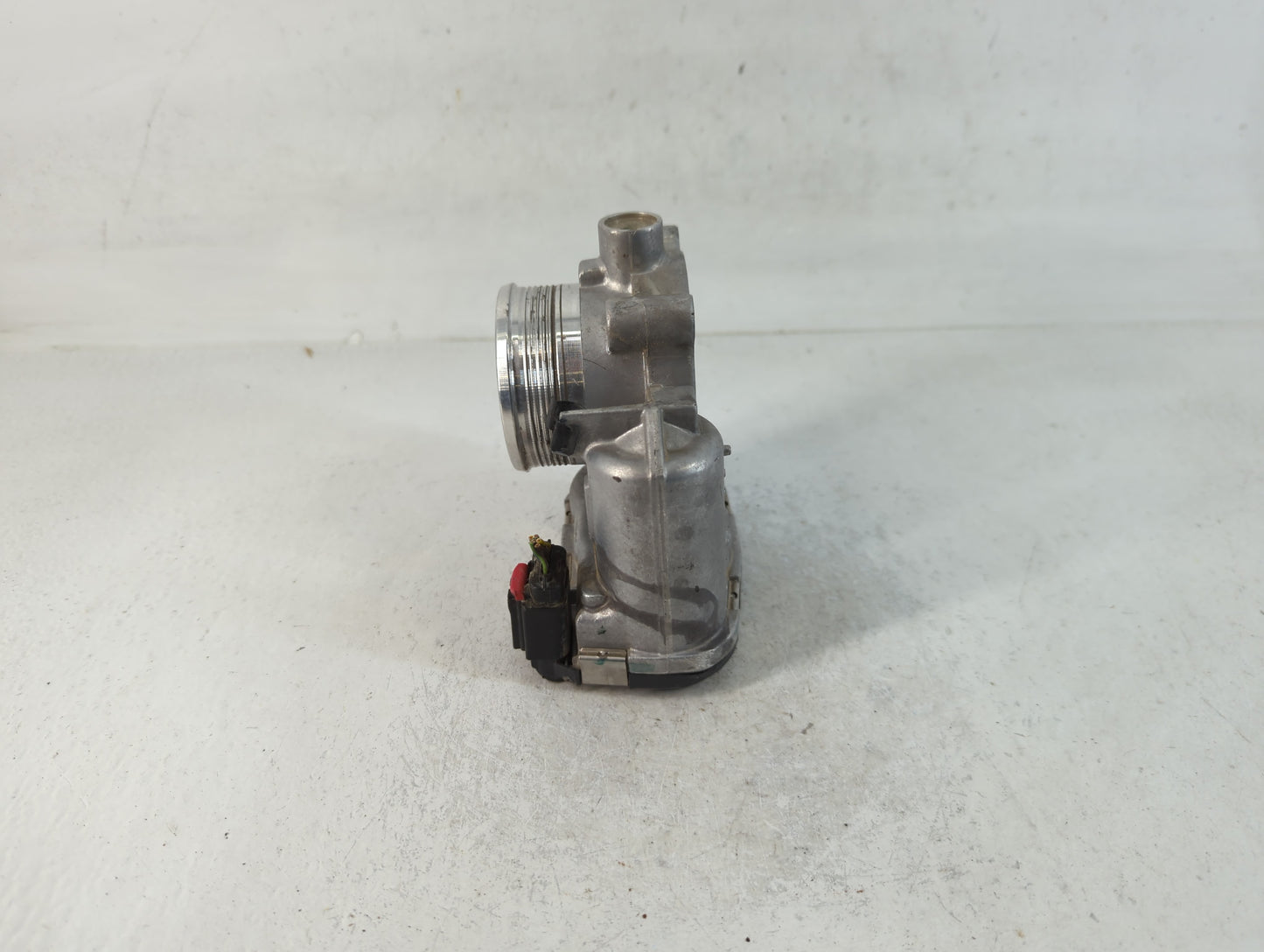 2014-2018 Ford Focus Throttle Body P/N:DS7E-9F991-BB Fits Fits 2014 2015 2016 2017 2018 2019 2020 2021 2022 OEM Used Auto Pa