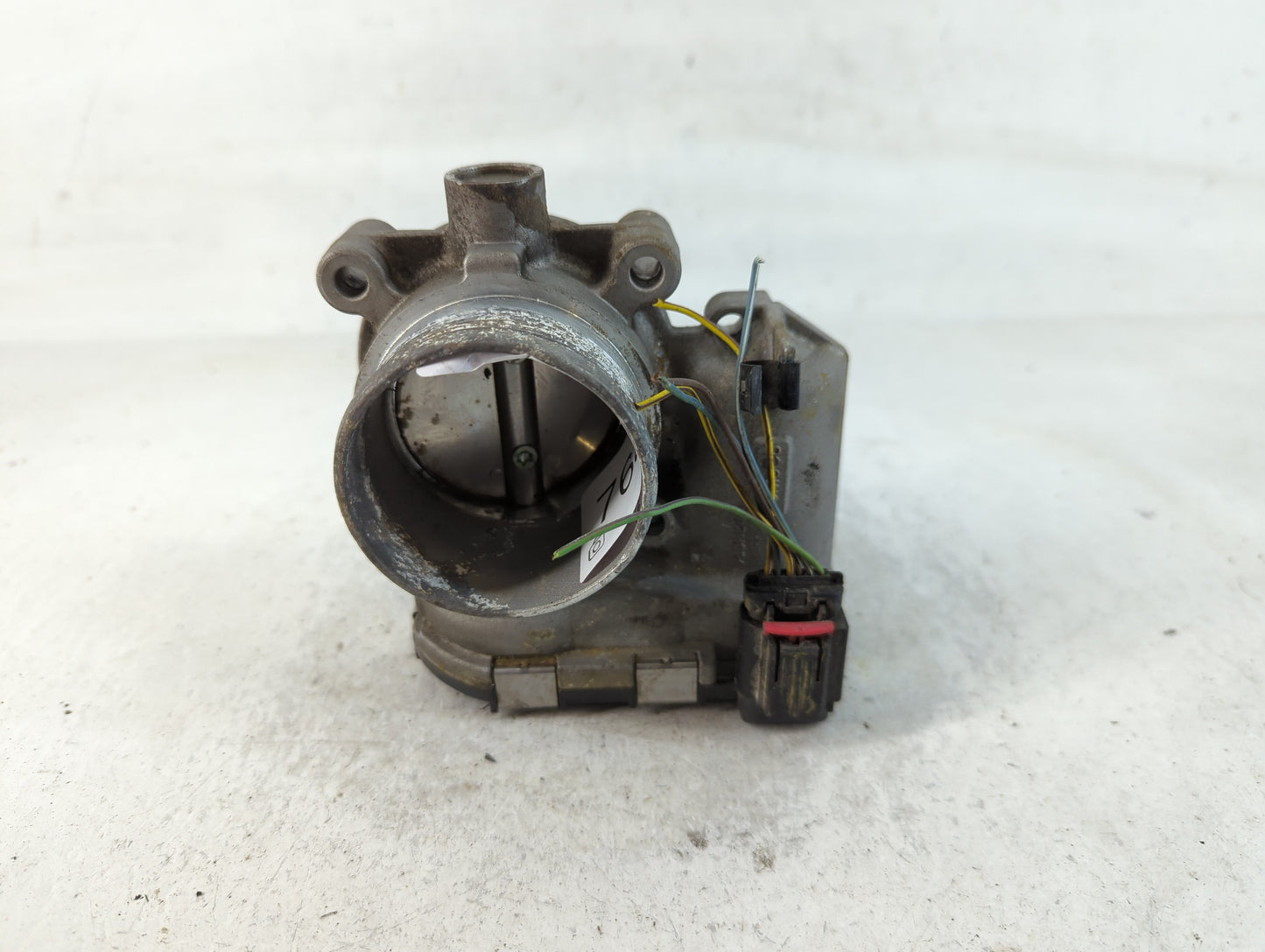 2014-2018 Ford Focus Throttle Body P/N:DS7E-9F991-BB Fits Fits 2014 2015 2016 2017 2018 2019 2020 2021 2022 OEM Used Auto Pa