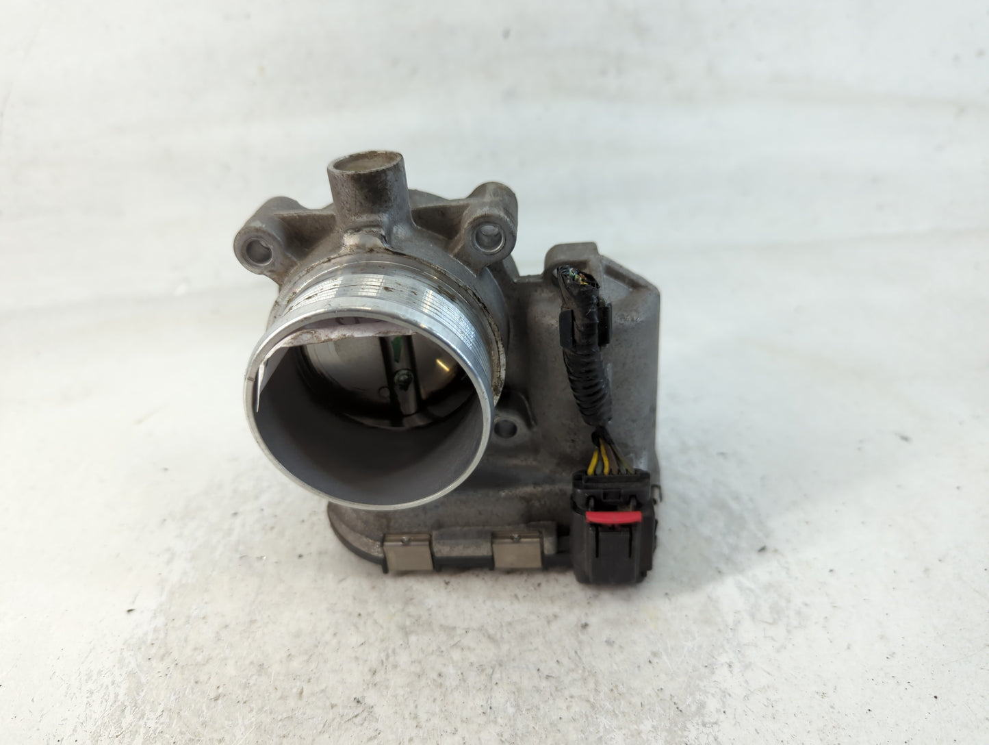 2014-2018 Ford Focus Throttle Body P/N:DS7E-9F991-BB Fits Fits 2014 2015 2016 2017 2018 2019 2020 2021 2022 OEM Used Auto Pa