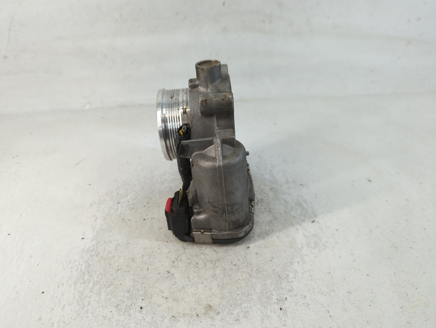 2014-2018 Ford Focus Throttle Body P/N:DS7E-9F991-BB Fits Fits 2014 2015 2016 2017 2018 2019 2020 2021 2022 OEM Used Auto Pa