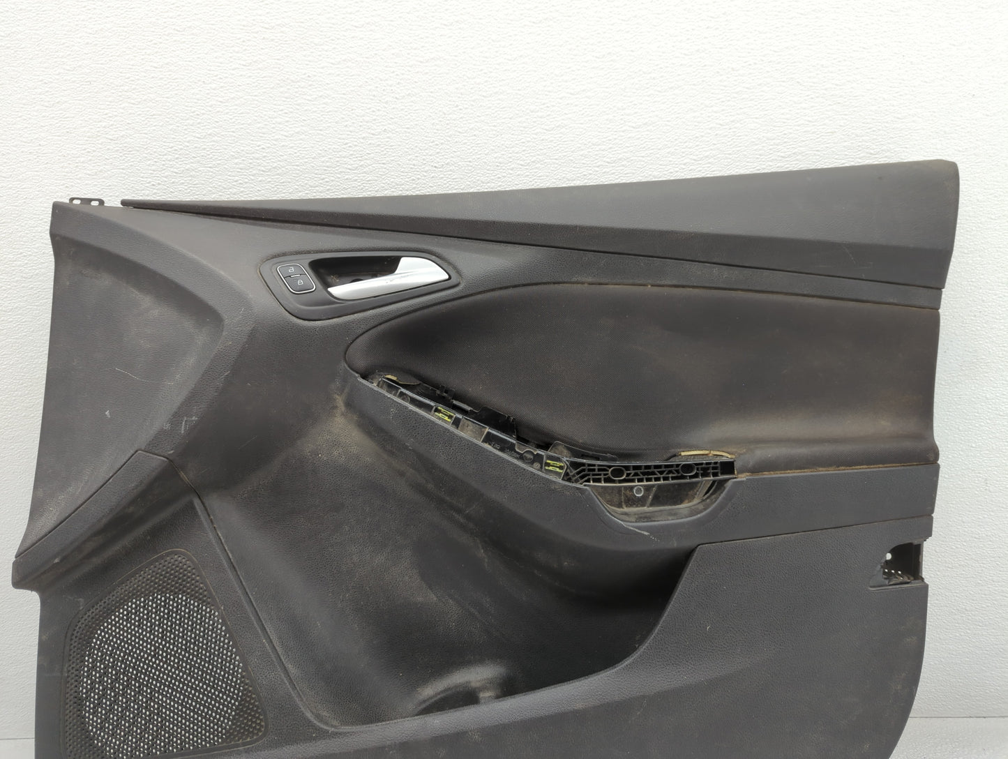 2015-2018 Ford Focus Passenger Front Door Oem Black - Oemusedautoparts1.com