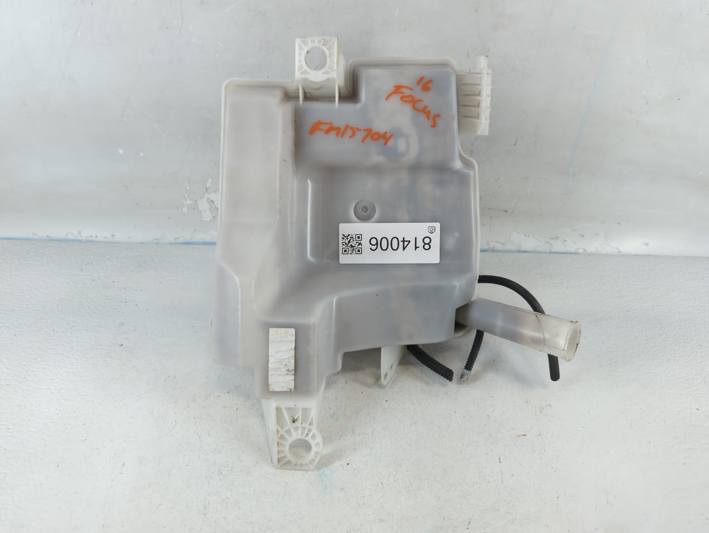2012-2018 Ford Focus Windshield Washer Fluid Reservoir Bottle Oem - Oemusedautoparts1.com