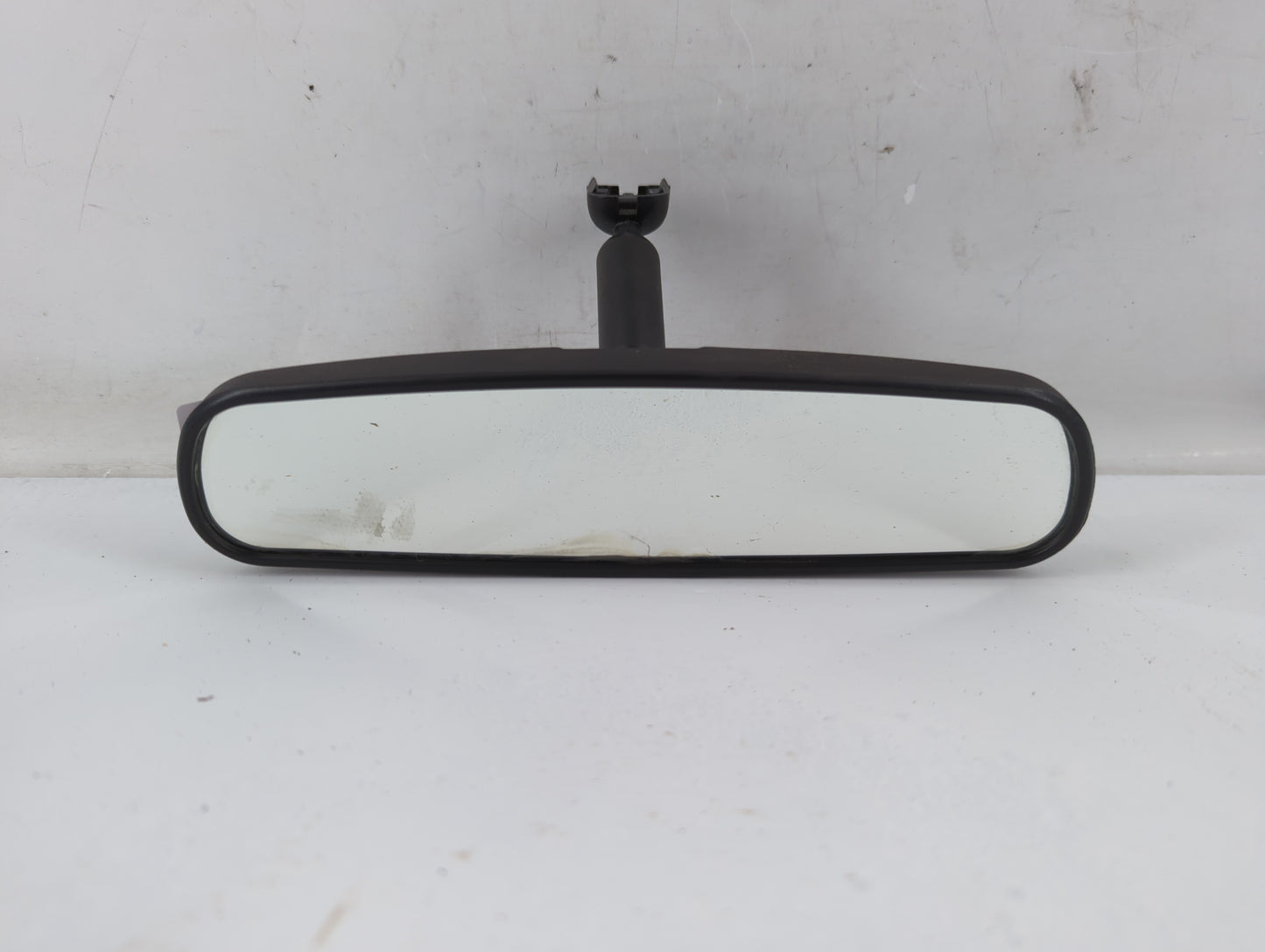 2010-2018 Ford Focus Interior Rear View Mirror Replacement OEM P/N:E8011681 Fits OEM Used Auto Parts - Oemusedautoparts1.com