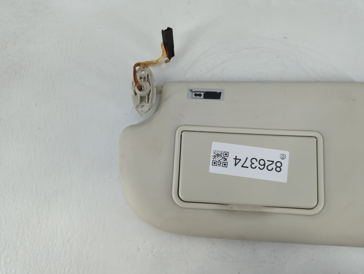2013-2018 Ford Focus Sun Visor Shade Replacement Driver Left Mirror Fits Fits 2013 2014 2015 2016 2017 2018 OEM Used Auto Pa