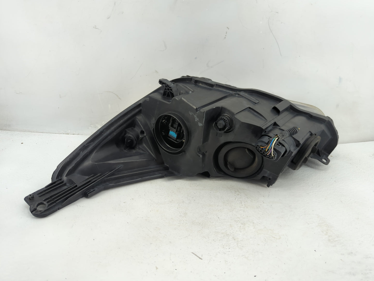 2016 Ford Focus Passenger Right Oem Head Light Headlight Lamp - Oemusedautoparts1.com