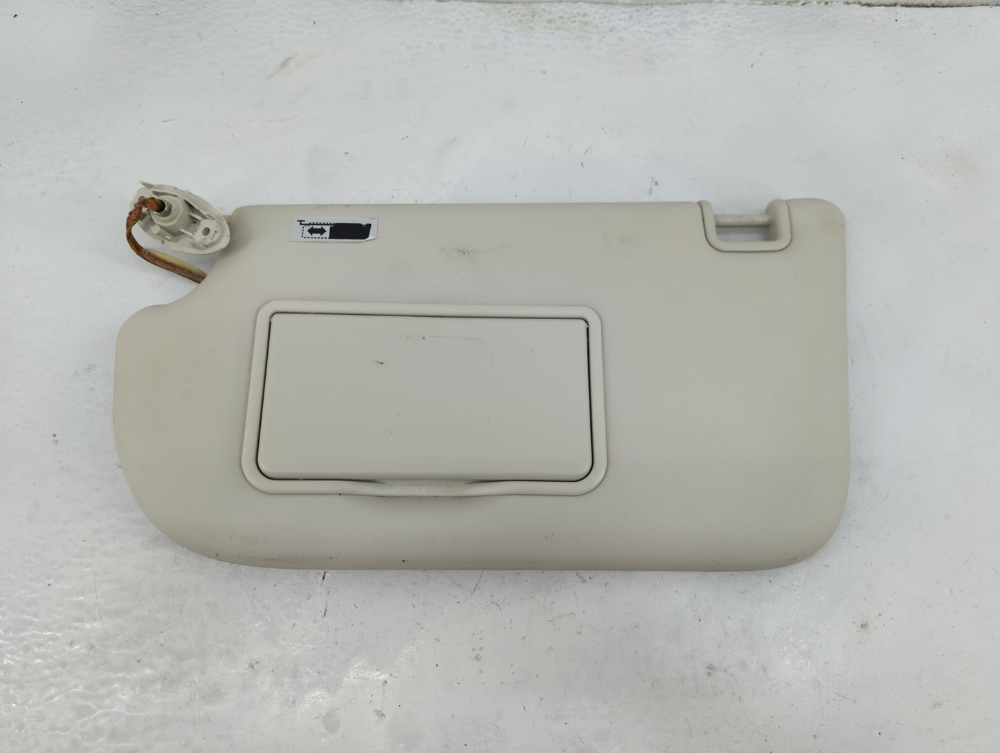 2013-2018 Ford Focus Sun Visor Shade Replacement Driver Left Mirror Fits Fits 2013 2014 2015 2016 2017 2018 OEM Used Auto Pa
