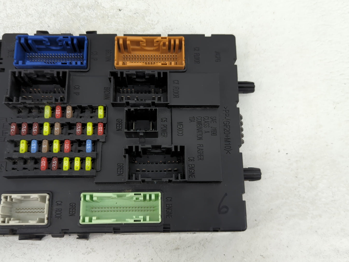 2016-2016 Ford Focus Body Control Module Bcm Inner Cabin Fuse Box - Oemusedautoparts1.com
