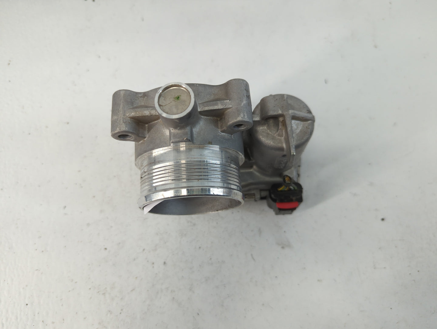 2014-2018 Ford Focus Throttle Body P/N:DS7E-9F991-BB Fits Fits 2014 2015 2016 2017 2018 2019 2020 2021 2022 OEM Used Auto Pa