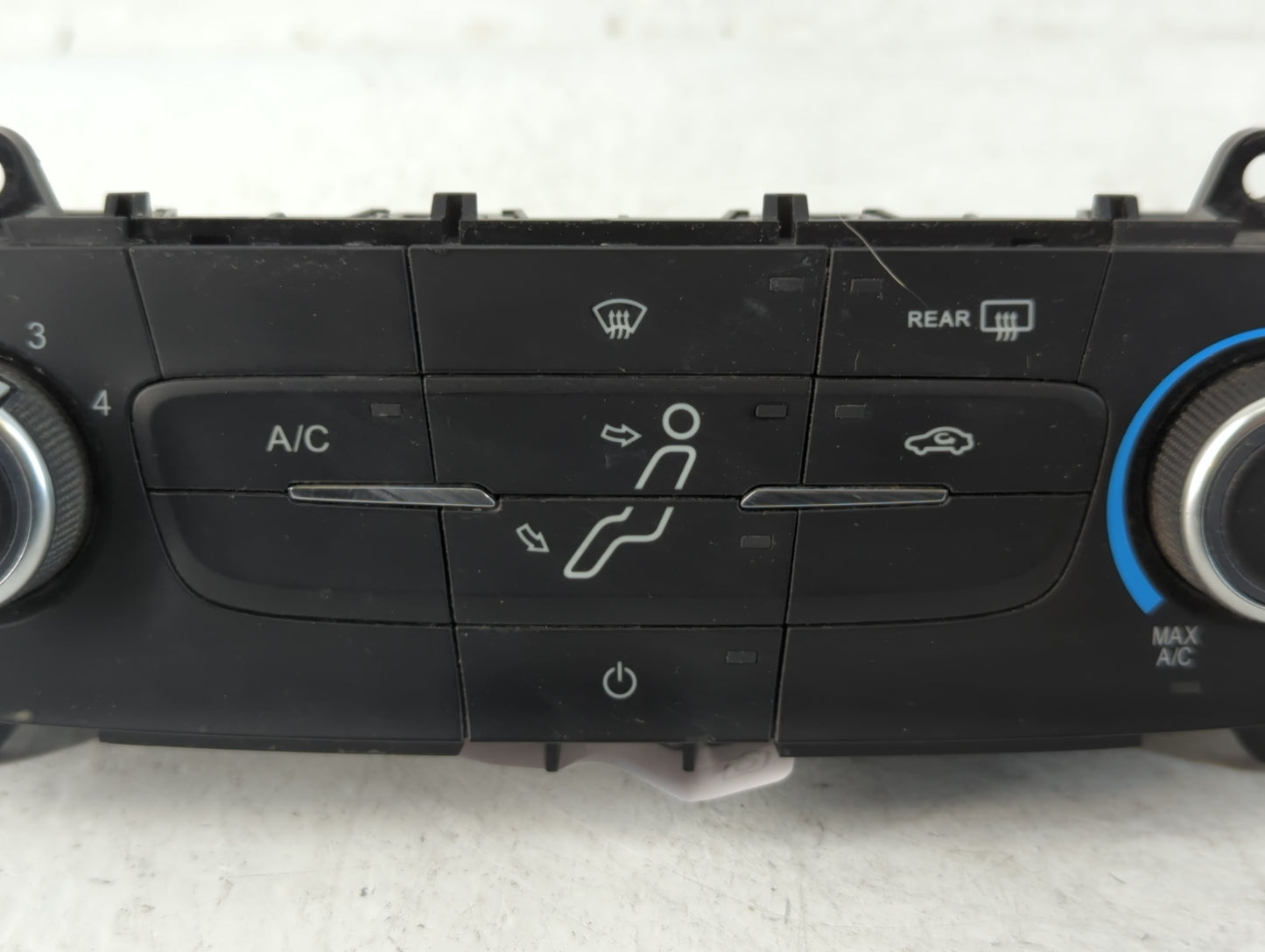 2015-2018 Ford Focus Climate Control Module Temperature AC/Heater Replacement P/N:f1et-19980-JG Fits Fits 2015 2016 2017 201