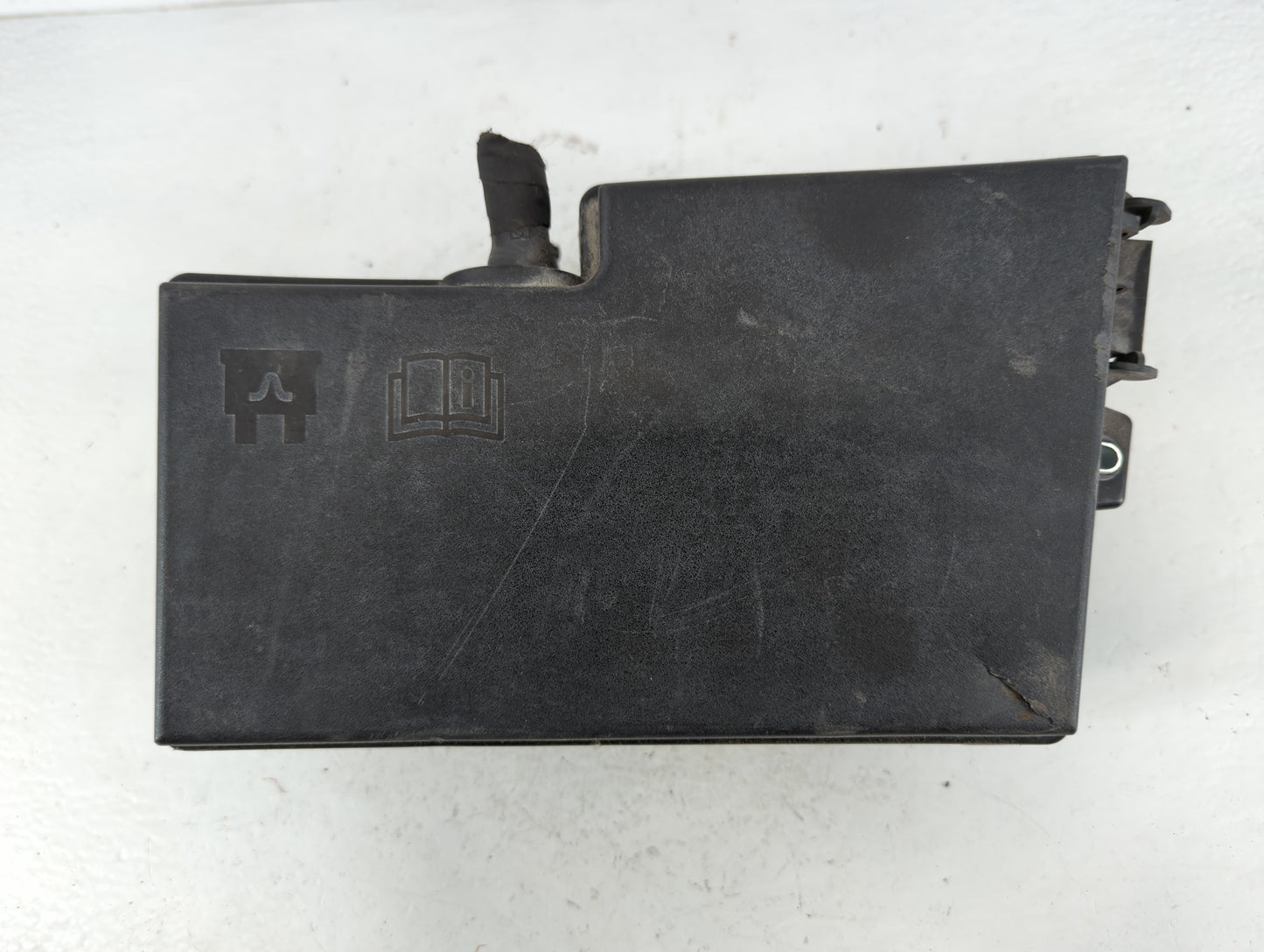 2016 Ford Focus Fusebox Fuse Box Panel Relay Module P/N:E02345500 AV6T-14A067-AD Fits OEM Used Auto Parts - Oemusedautoparts