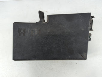 compare product 2016 Ford Focus Fusebox Fuse Box Panel Relay Module P/N:E02345500 AV6T-14A067-AD Fits OEM Used Auto Parts