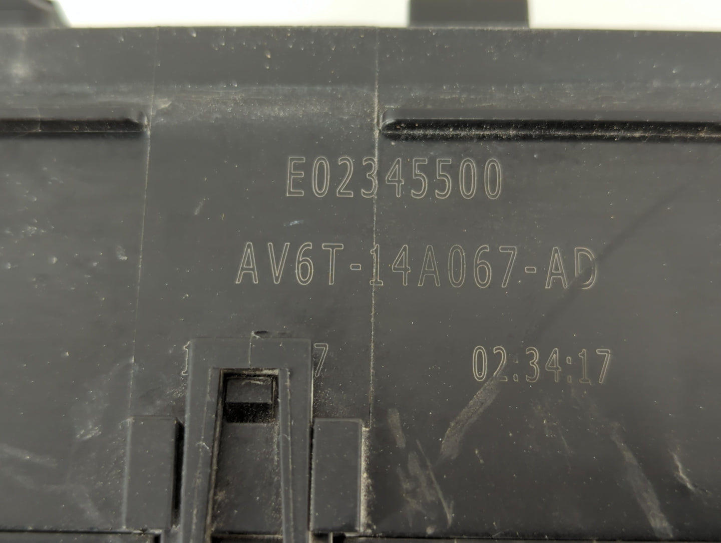 2016 Ford Focus Fusebox Fuse Box Panel Relay Module P/N:E02345500 AV6T-14A067-AD Fits OEM Used Auto Parts - Oemusedautoparts