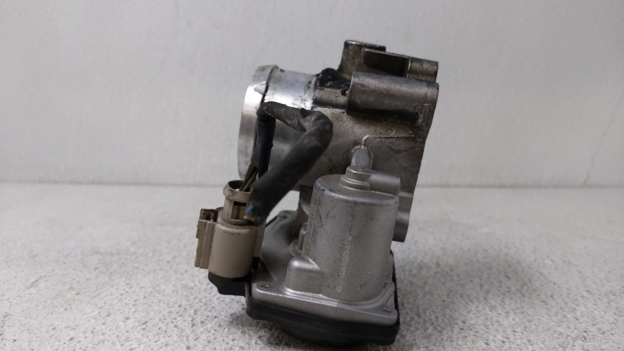 2014-2020 Ford Fusion Throttle Body P/N:DS7G-9F991-BB DS7G-9F991-CA Fits Fits 2014 2015 2016 2017 2018 2019 2020 OEM Used Au