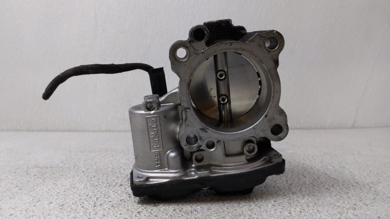 2014-2020 Ford Fusion Throttle Body P/N:DS7G-9F991-BB DS7G-9F991-CA Fits Fits 2014 2015 2016 2017 2018 2019 2020 OEM Used Au