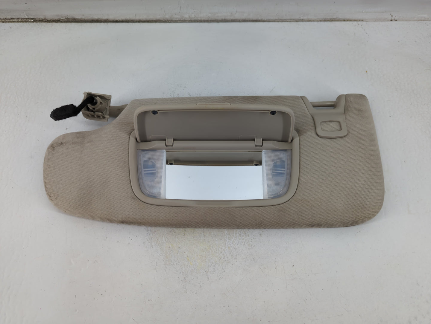 2015-2016 Ford Fusion Sun Visor Shade Replacement Passenger Right Mirror Fits Fits 2015 2016 OEM Used Auto Parts - Oemusedau