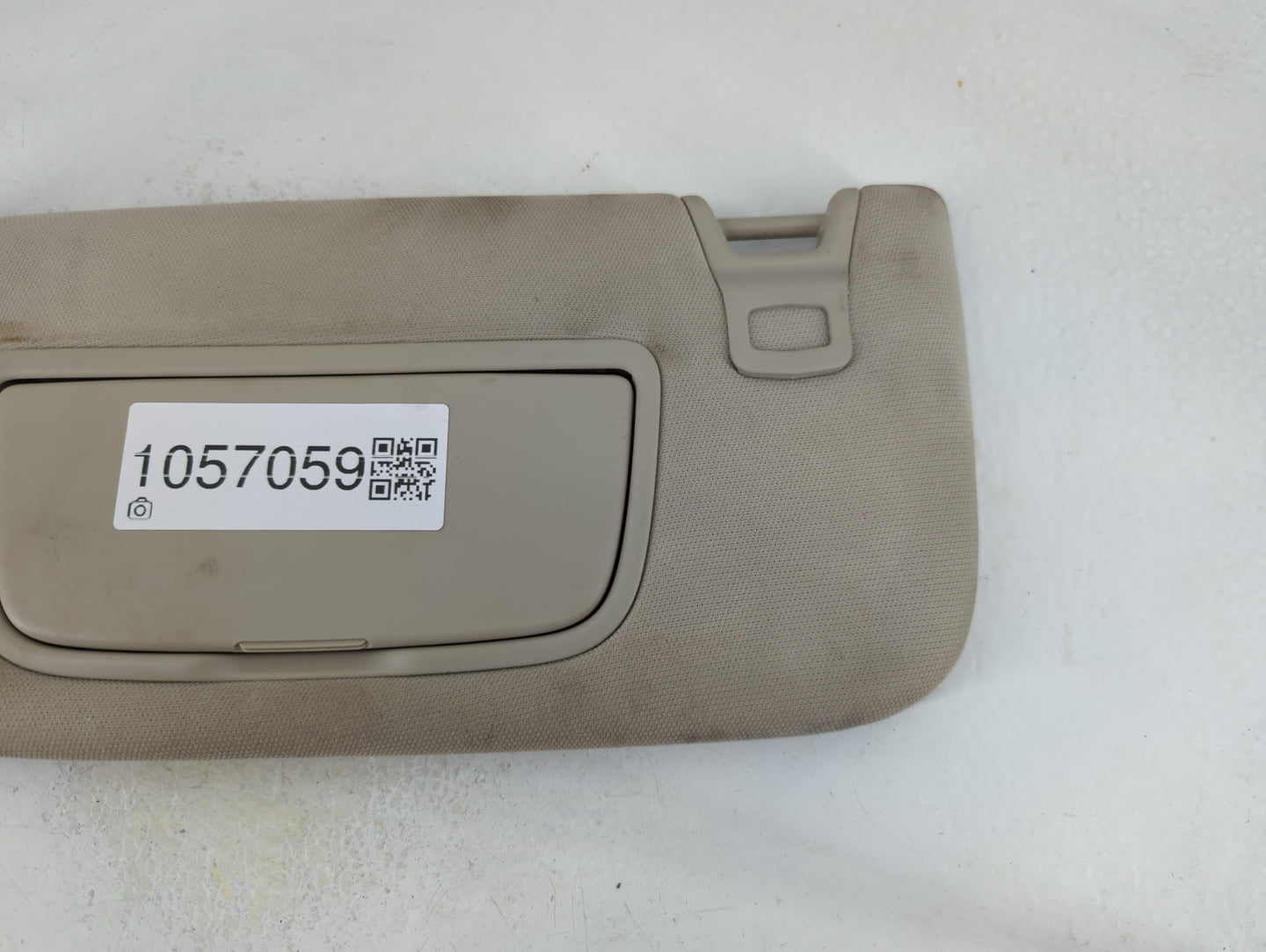 2015-2016 Ford Fusion Sun Visor Shade Replacement Passenger Right Mirror Fits Fits 2015 2016 OEM Used Auto Parts - Oemusedau