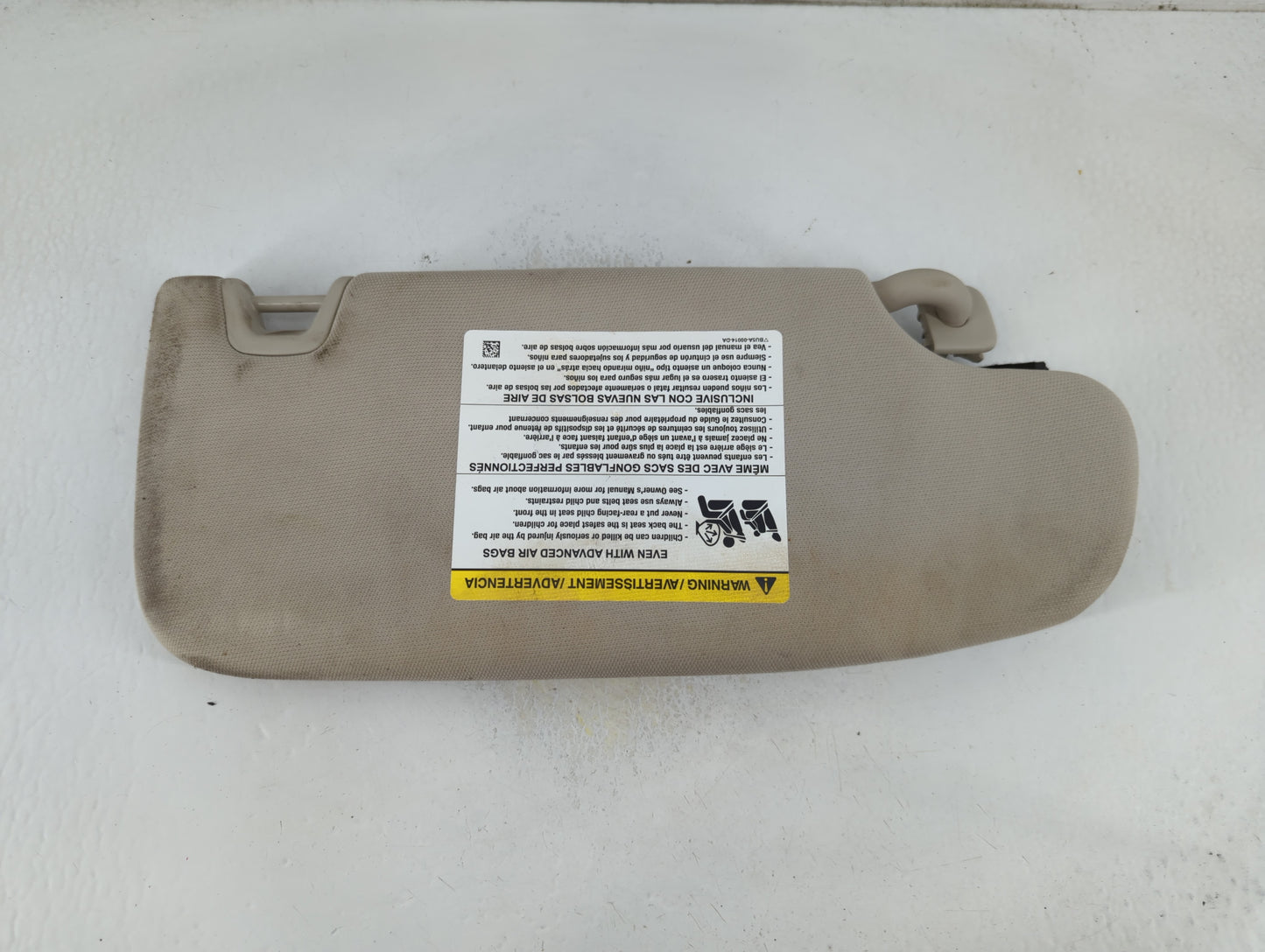 2015-2016 Ford Fusion Sun Visor Shade Replacement Passenger Right Mirror Fits Fits 2015 2016 OEM Used Auto Parts - Oemusedau
