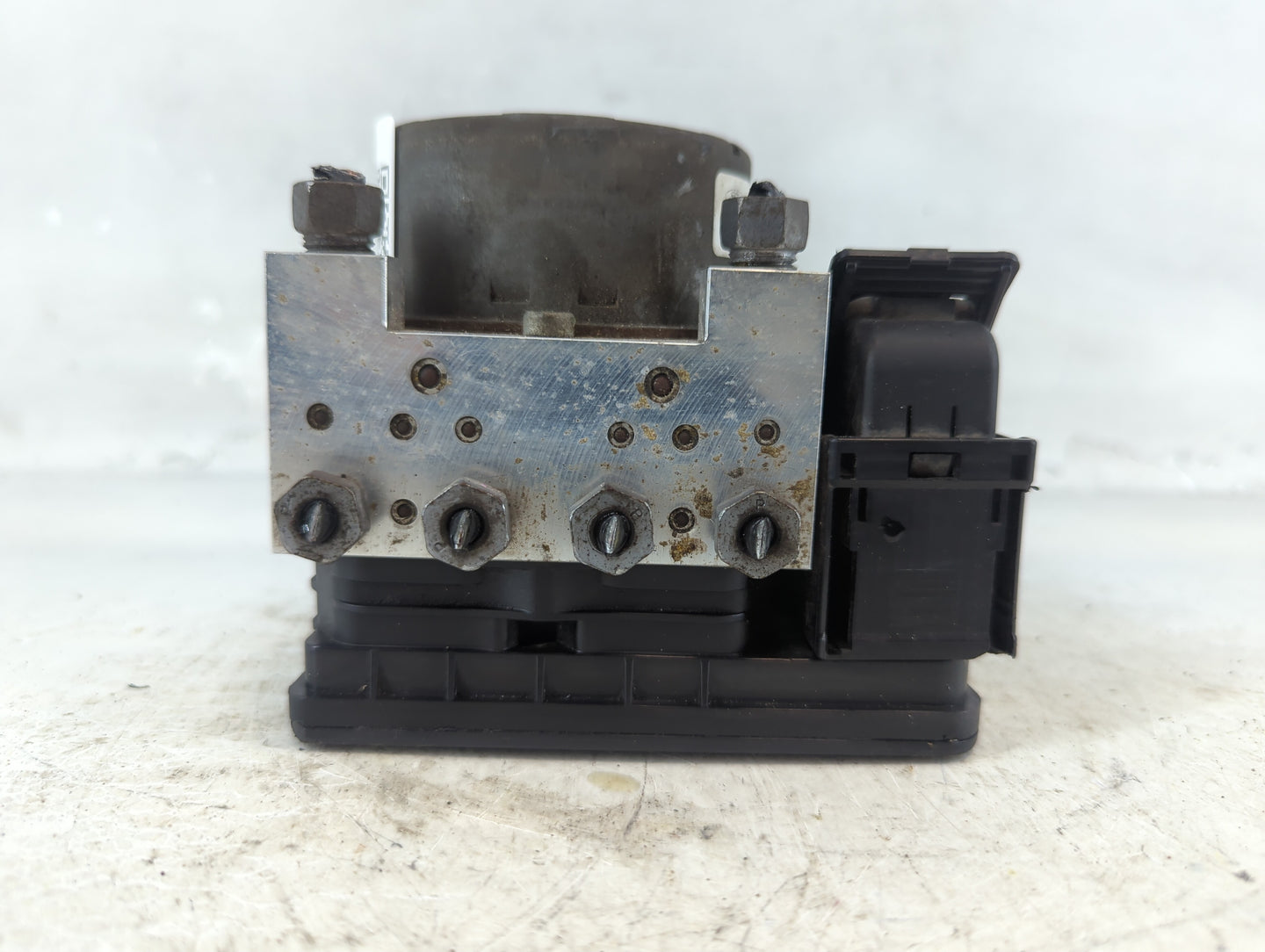 2014-2016 Ford Fusion ABS Pump Control Module Replacement P/N:EG9C-2C405-AG Fits Fits 2014 2015 2016 OEM Used Auto Parts - O