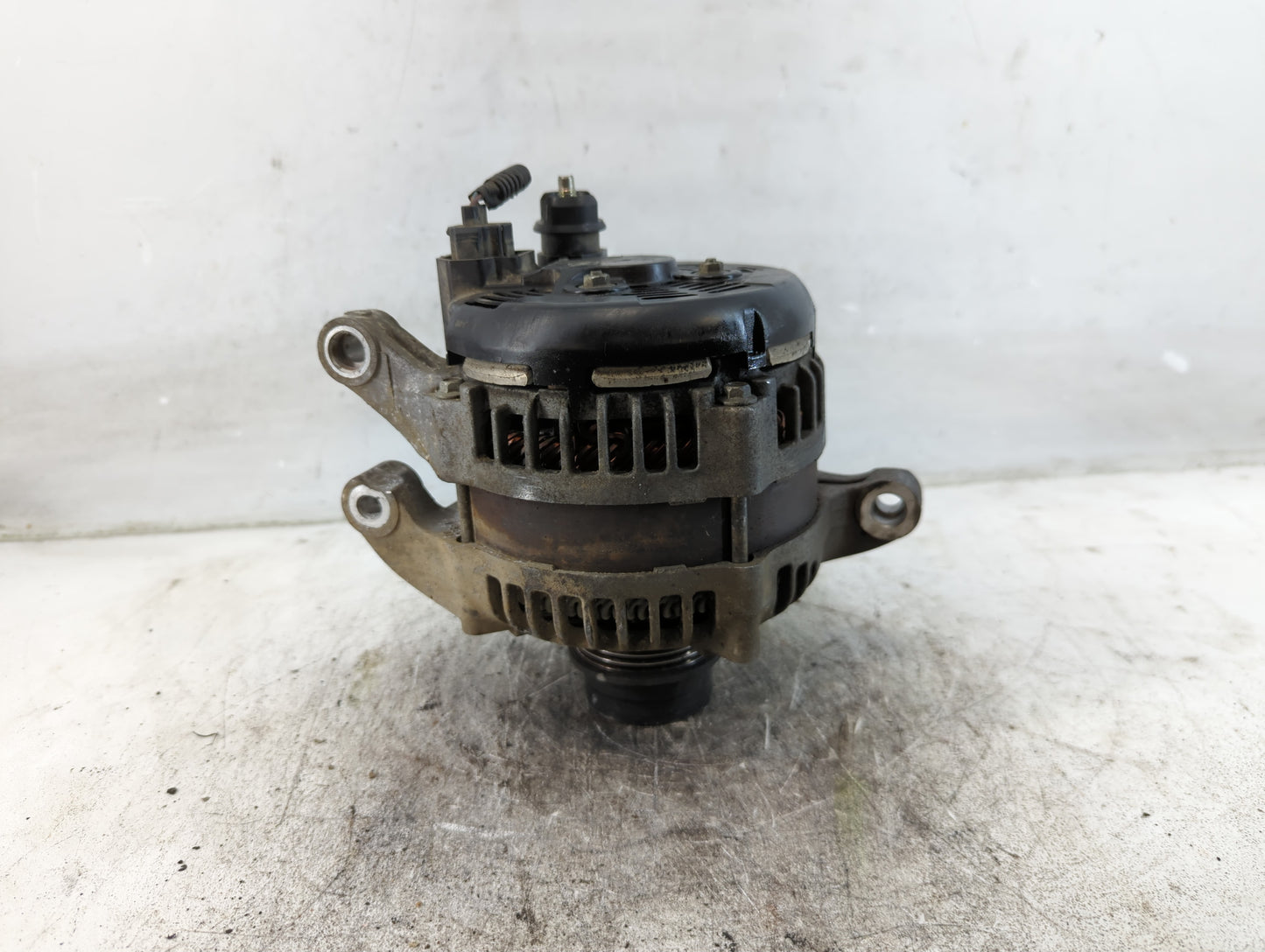 2013-2020 Ford Fusion Alternator Replacement Generator Charging Assembly Engine OEM Fits OEM Used Auto Parts - Oemusedautopa