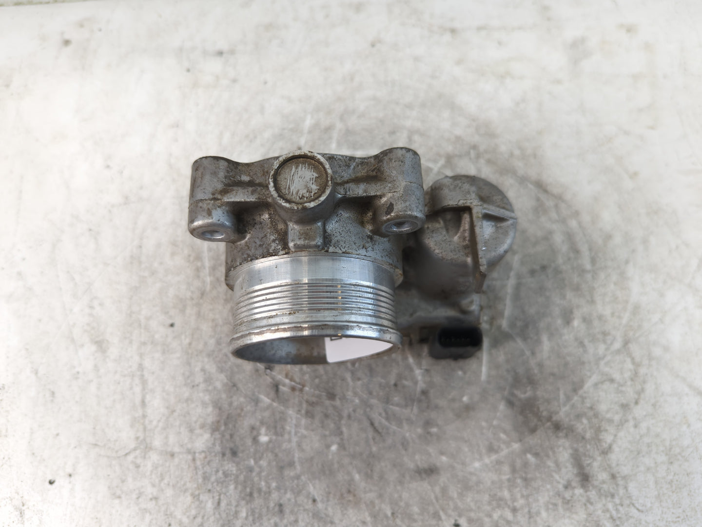 2014-2020 Ford Fusion Throttle Body P/N:DS7E-9F991-BB Fits Fits 2014 2015 2016 2017 2018 2019 2020 2021 2022 OEM Used Auto P