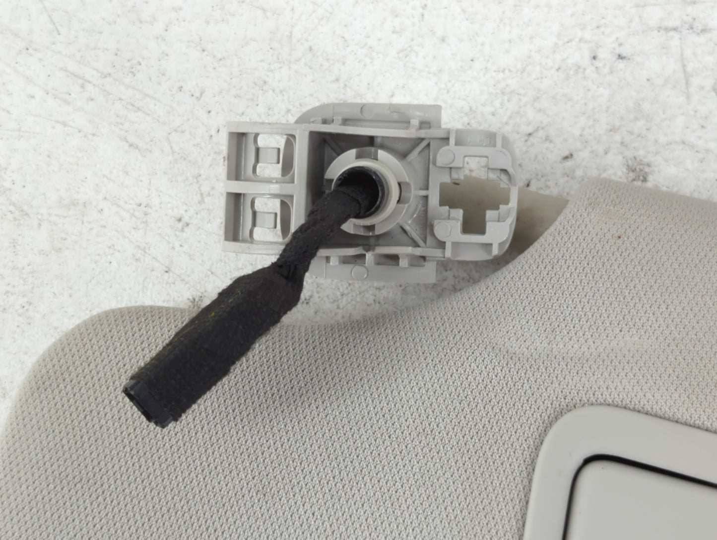 2015-2016 Ford Fusion Sun Visor Shade Replacement Passenger Right Mirror Fits Fits 2015 2016 OEM Used Auto Parts - Oemusedau