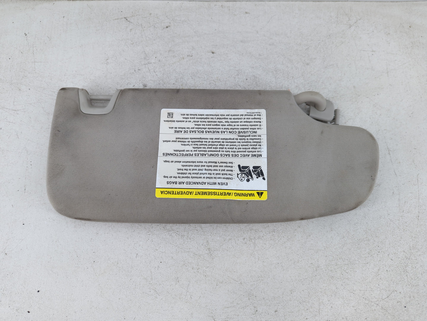 2015-2016 Ford Fusion Sun Visor Shade Replacement Passenger Right Mirror Fits Fits 2015 2016 OEM Used Auto Parts - Oemusedau
