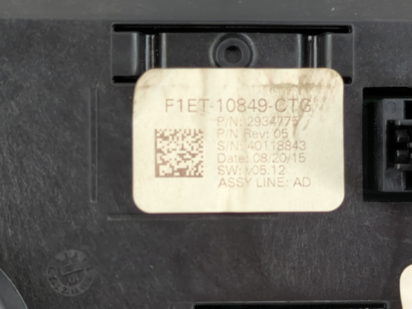 2016 Ford Fusion Instrument Cluster Speedometer Gauges P/N:F1ET-10849-CTG Fits OEM Used Auto Parts - Oemusedautoparts1.com