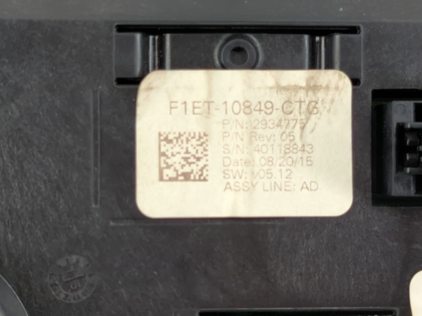 2016 Ford Fusion Instrument Cluster Speedometer Gauges P/N:F1ET-10849-CTG Fits OEM Used Auto Parts - Oemusedautoparts1.com