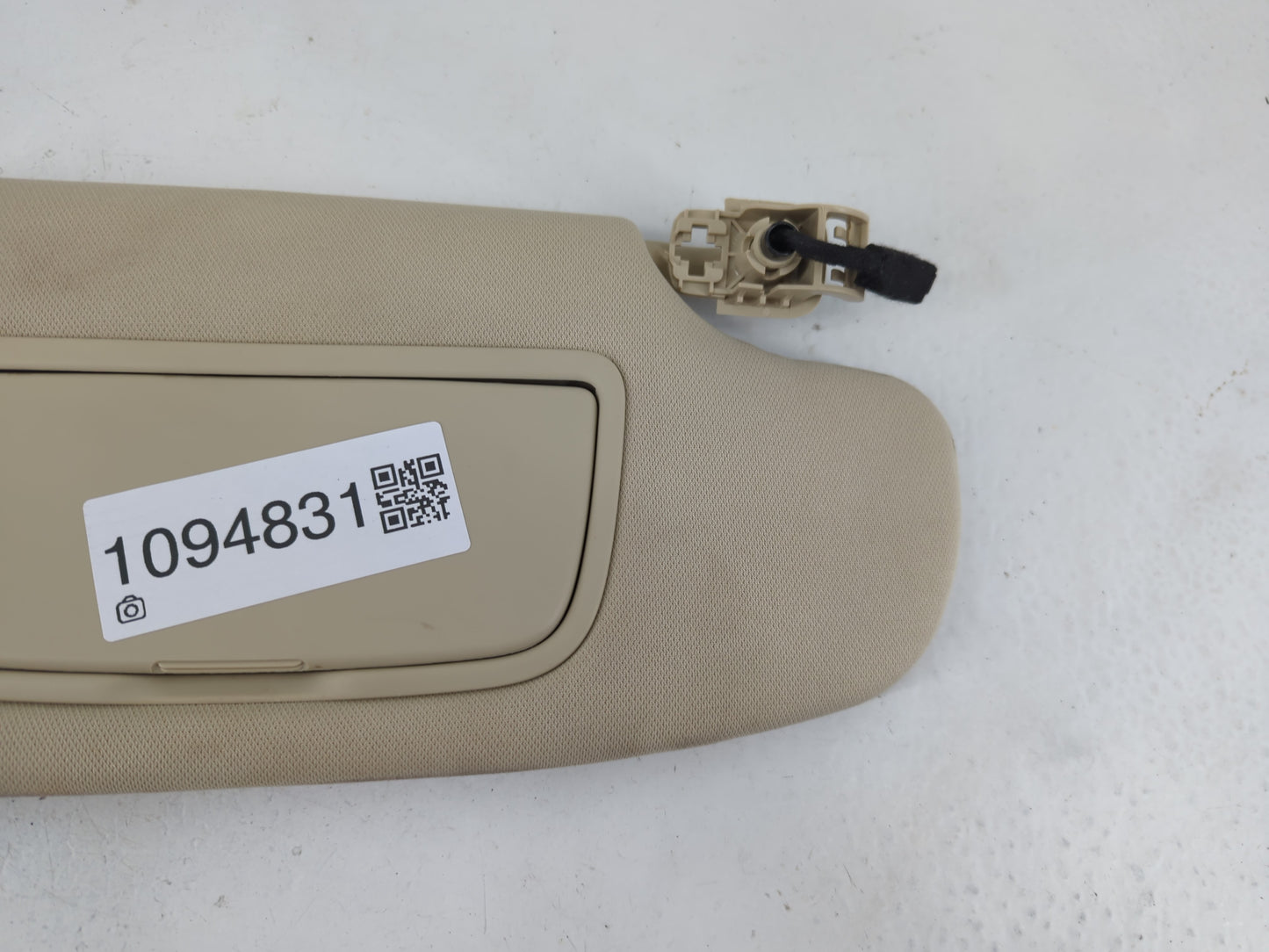 2015-2016 Ford Fusion Sun Visor Shade Replacement Passenger Right Mirror Fits Fits 2015 2016 OEM Used Auto Parts - Oemusedau