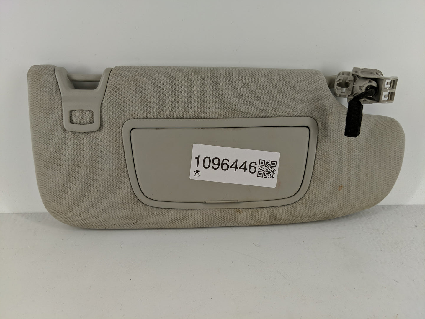 2015-2016 Ford Fusion Sun Visor Shade Replacement Passenger Right Mirror Fits Fits 2015 2016 OEM Used Auto Parts - Oemusedau