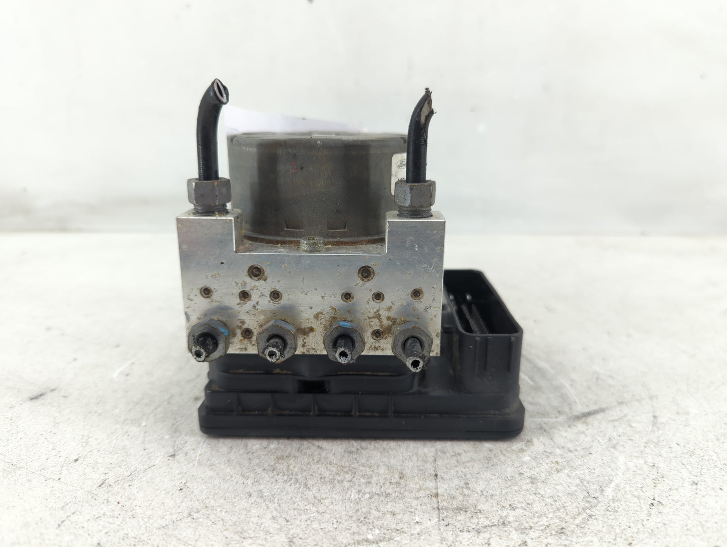 2014-2016 Ford Fusion ABS Pump Control Module Replacement P/N:EG9C-2C405-AG Fits Fits 2014 2015 2016 OEM Used Auto Parts - O
