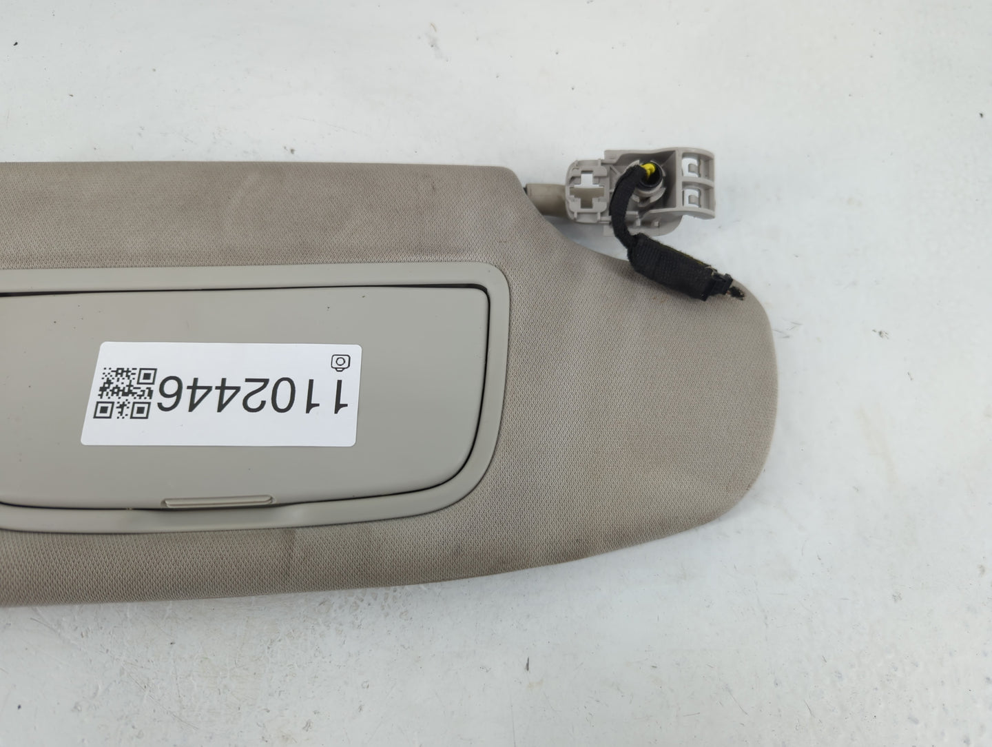 2015-2016 Ford Fusion Sun Visor Shade Replacement Passenger Right Mirror Fits Fits 2015 2016 OEM Used Auto Parts - Oemusedau
