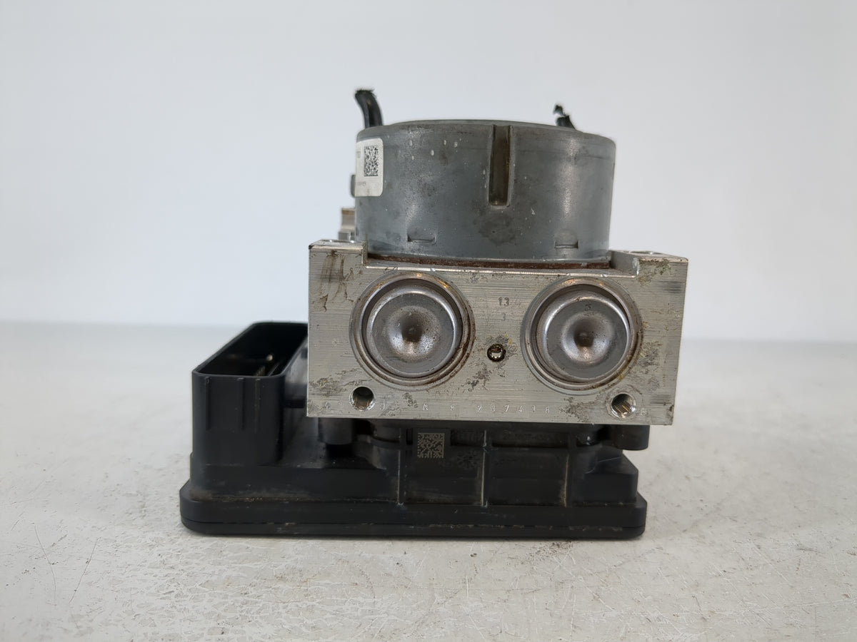 2015-2016 Ford Fusion Anti-Lock Brake ABS Pump Module Actuator OEM P/N:EG9C-2C405-DF Fits Fits 2015 2016 OEM Used Auto Parts