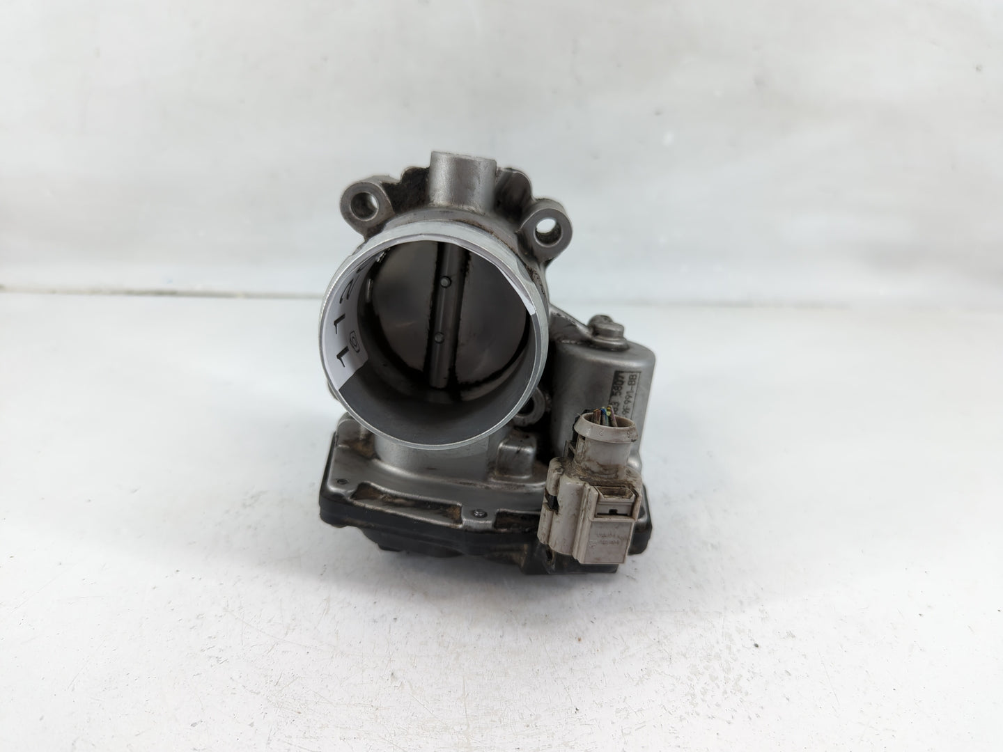 2014-2020 Ford Fusion Throttle Body P/N:DS7G-9F991-BB DS7G-9F991-CA Fits Fits 2014 2015 2016 2017 2018 2019 2020 OEM Used Au