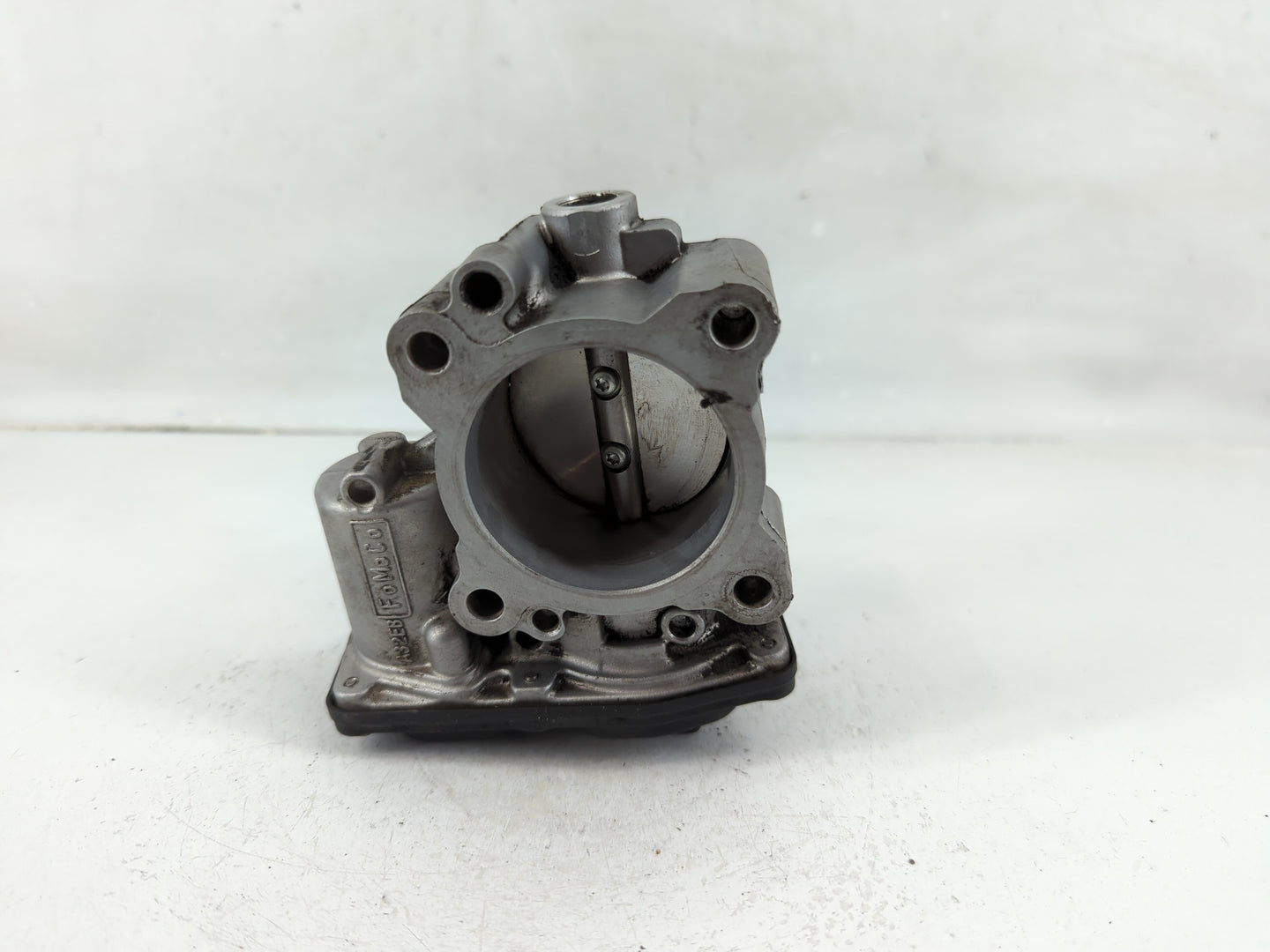 2014-2020 Ford Fusion Throttle Body P/N:DS7G-9F991-BB DS7G-9F991-CA Fits Fits 2014 2015 2016 2017 2018 2019 2020 OEM Used Au