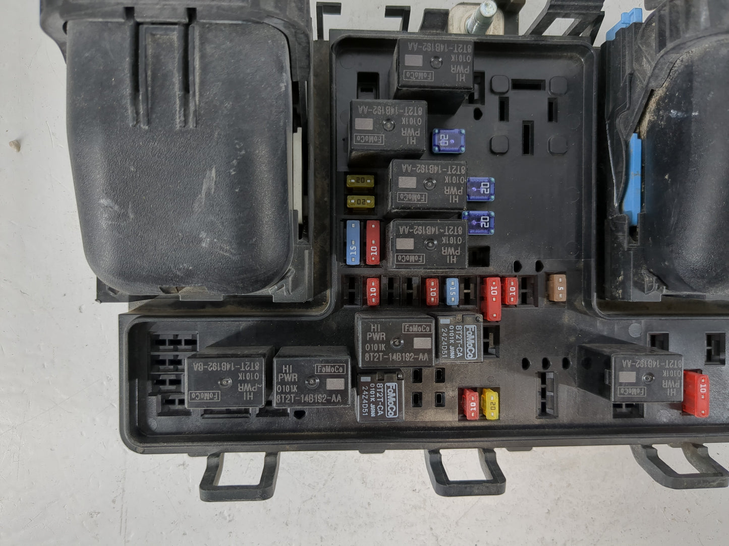 2015-2016 Ford Fusion Fusebox Fuse Box Panel Relay Module P/N:FQ9T14A067AC_01 Fits Fits 2015 2016 OEM Used Auto Parts - Oemu