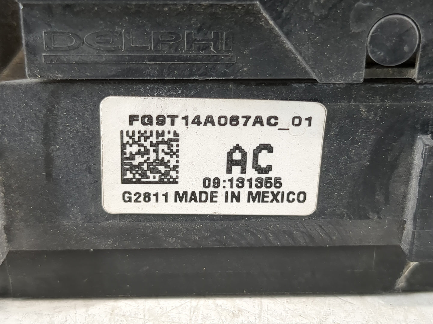 2015-2016 Ford Fusion Fusebox Fuse Box Panel Relay Module P/N:FQ9T14A067AC_01 Fits Fits 2015 2016 OEM Used Auto Parts - Oemu