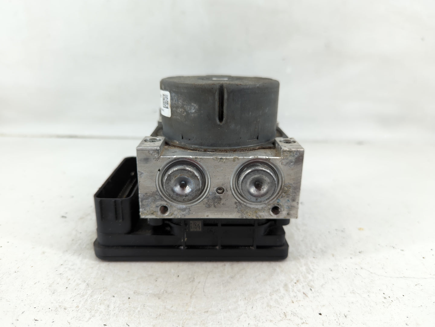 2014-2016 Ford Fusion ABS Pump Control Module Replacement P/N:EG9C-2C405-AG Fits Fits 2014 2015 2016 OEM Used Auto Parts - O