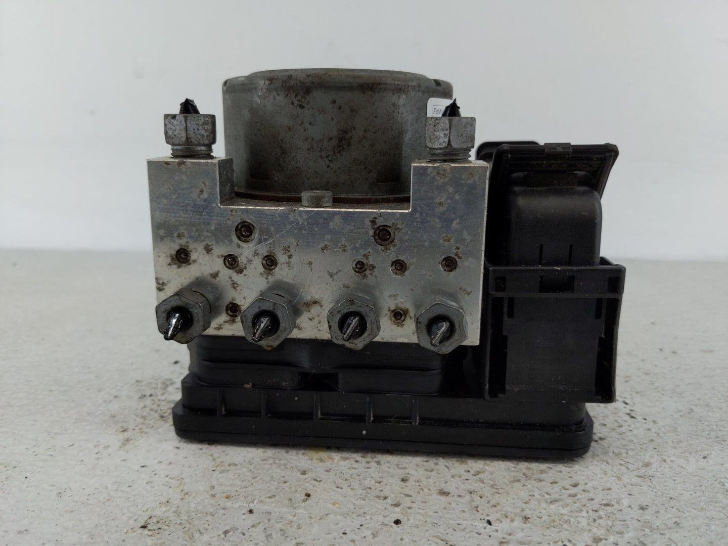 2014-2016 Ford Fusion ABS Pump Control Module Replacement P/N:DG9C-2C405-FB Fits Fits 2014 2015 2016 OEM Used Auto Parts - O