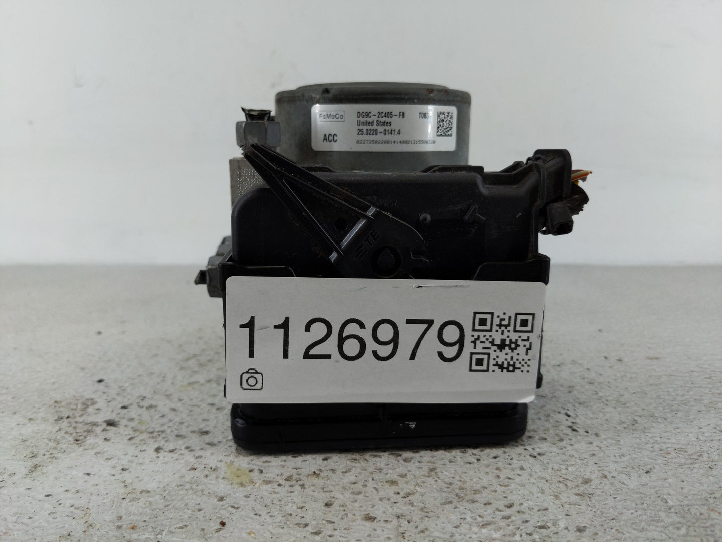 2014-2016 Ford Fusion ABS Pump Control Module Replacement P/N:DG9C-2C405-FB Fits Fits 2014 2015 2016 OEM Used Auto Parts - O