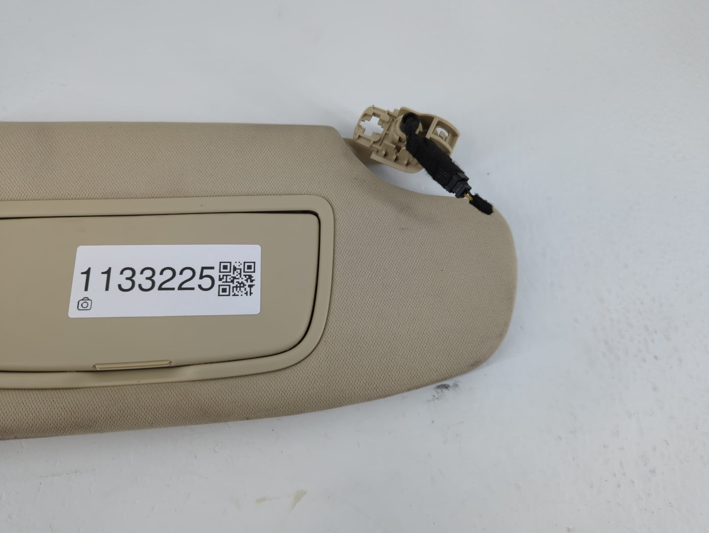 2015-2016 Ford Fusion Sun Visor Shade Replacement Passenger Right Mirror Fits Fits 2015 2016 OEM Used Auto Parts - Oemusedau