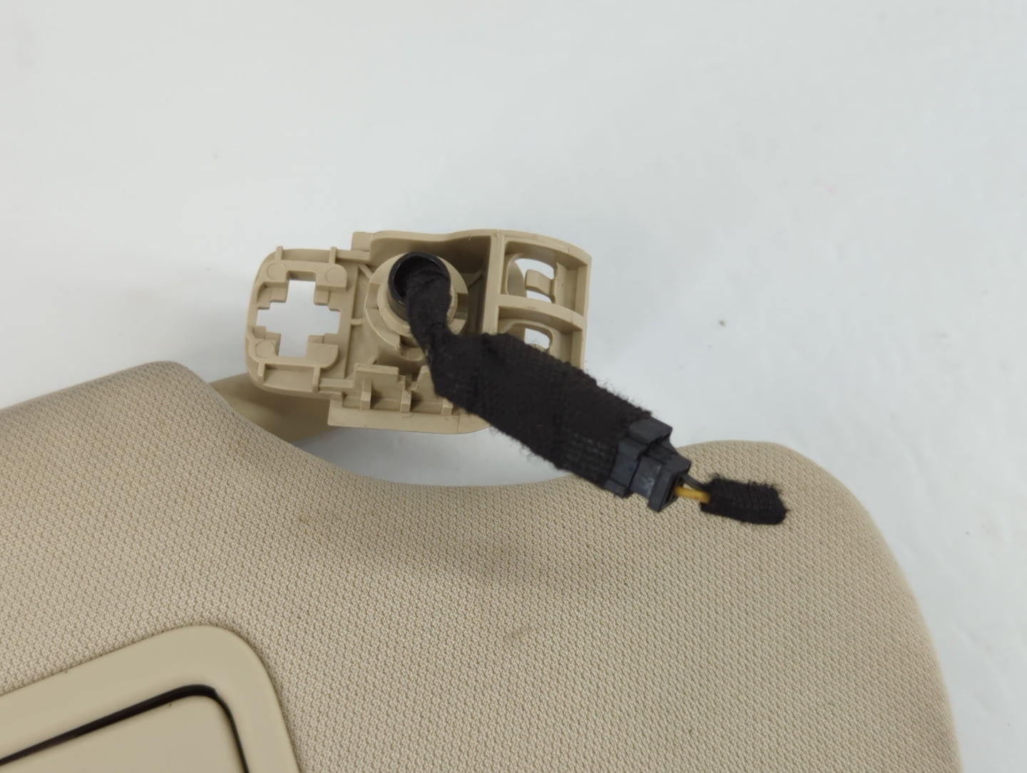 2015-2016 Ford Fusion Sun Visor Shade Replacement Passenger Right Mirror Fits Fits 2015 2016 OEM Used Auto Parts - Oemusedau
