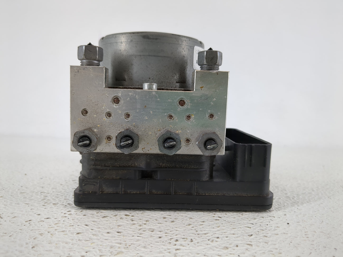 2014-2016 Ford Fusion ABS Pump Control Module Replacement P/N:EG9C-2C405-DF Fits Fits 2014 2015 2016 OEM Used Auto Parts - O