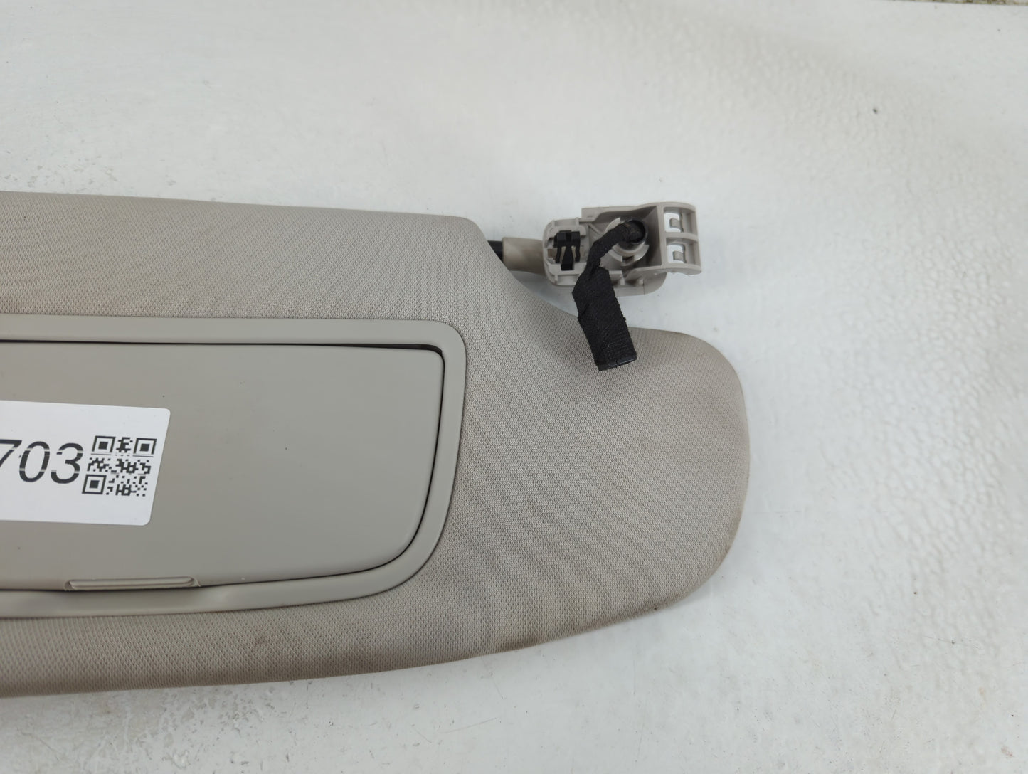 2015-2016 Ford Fusion Sun Visor Shade Replacement Passenger Right Mirror Fits Fits 2015 2016 OEM Used Auto Parts - Oemusedau
