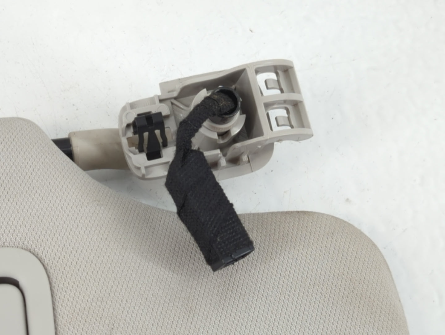 2015-2016 Ford Fusion Sun Visor Shade Replacement Passenger Right Mirror Fits Fits 2015 2016 OEM Used Auto Parts - Oemusedau