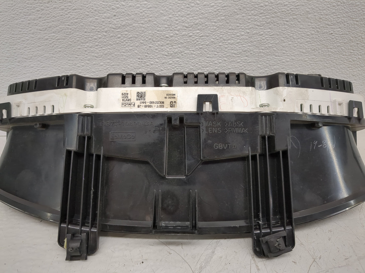 2016 Ford Fusion Instrument Cluster Speedometer Gauges P/N:GS7T-10849-EA Fits OEM Used Auto Parts - Oemusedautoparts1.com