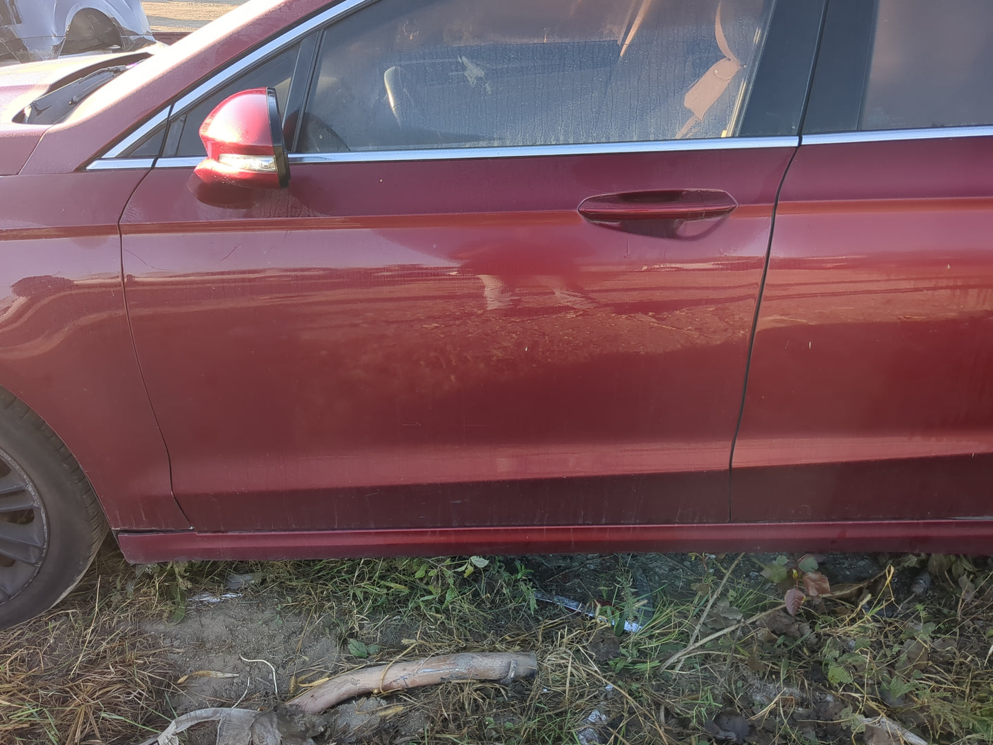 2013-2020 Ford Fusion Driver Front Door Oem - Oemusedautoparts1.com