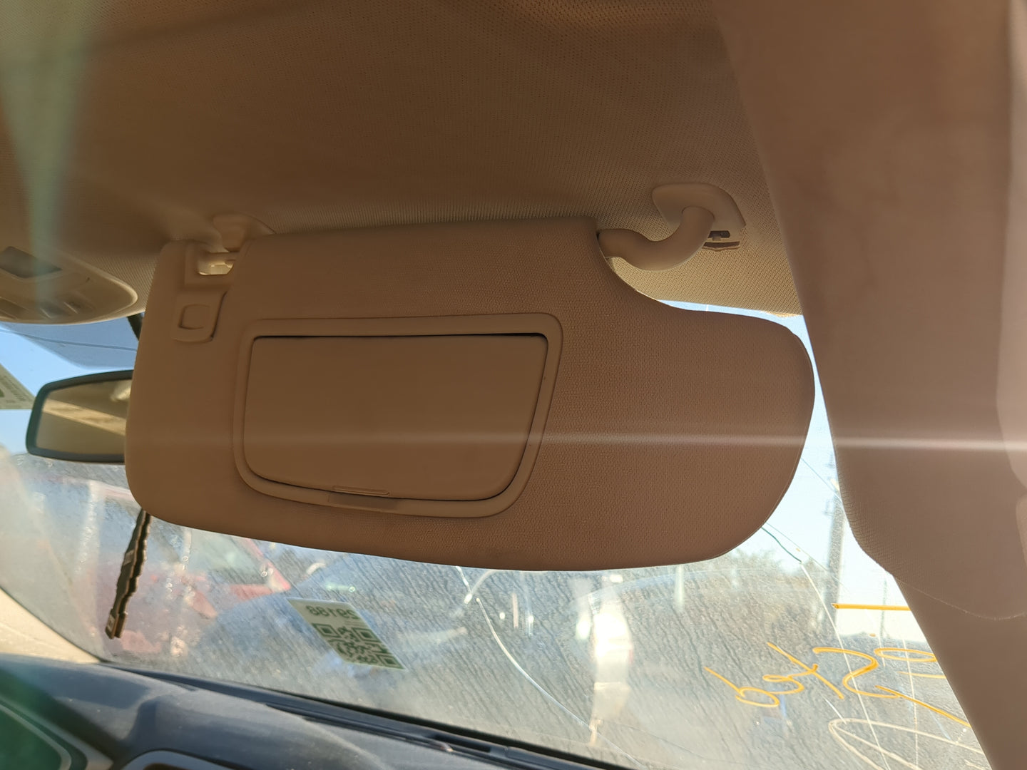 2015-2016 Ford Fusion Sun Visor Shade Replacement Passenger Right Mirror Fits Fits 2015 2016 OEM Used Auto Parts - Oemusedau
